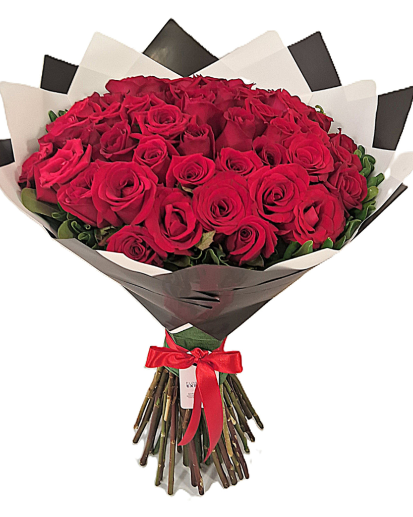 E4 - Ramo Scarlet - 50 Rosas