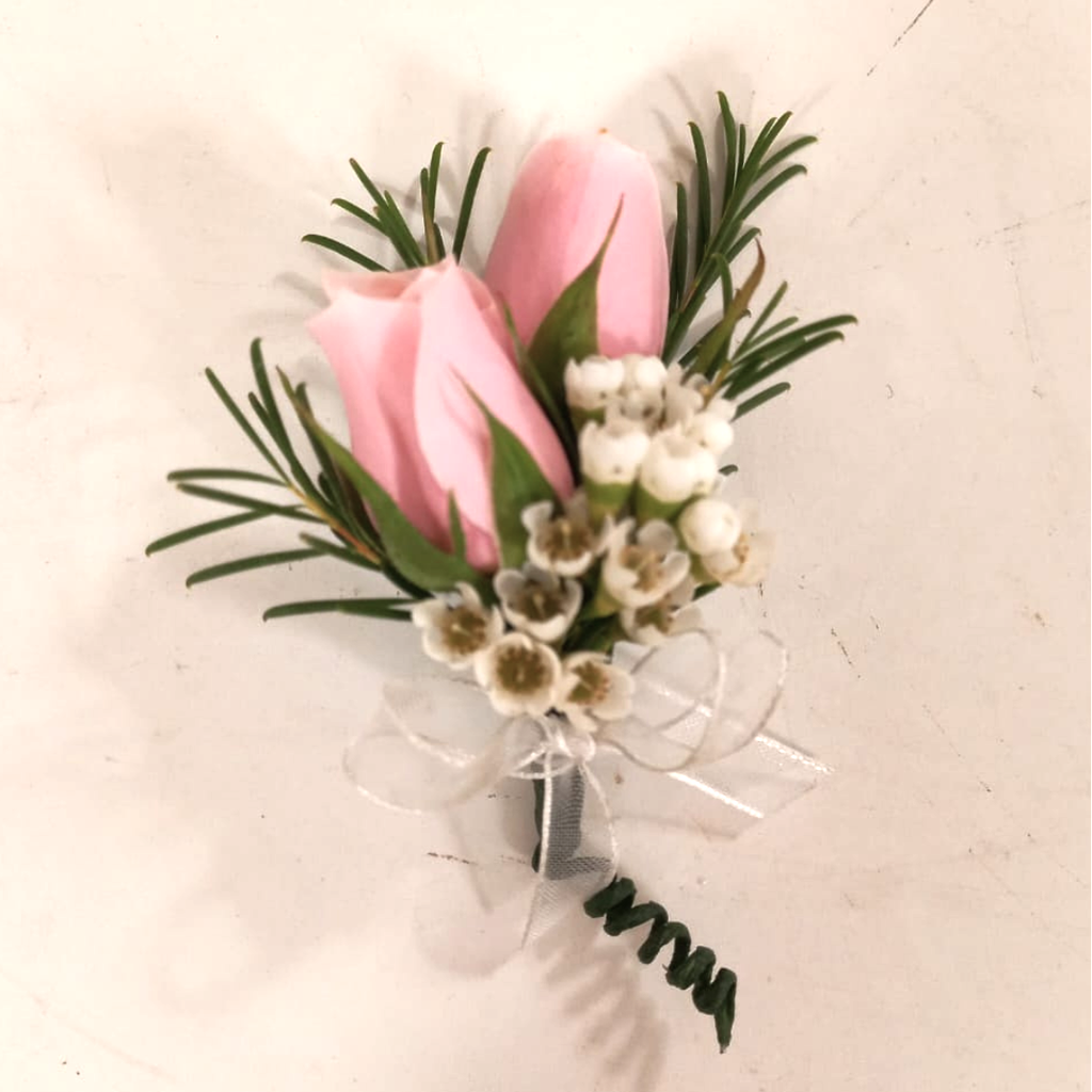 F- Boutonier para pecho de Mini Rosas Rosadas